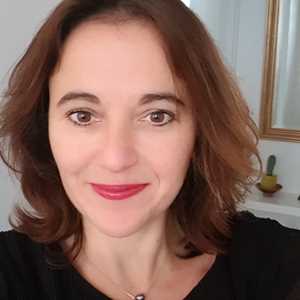 Corinne Labadens, un thérapeute en hypnose à Paris 17ème